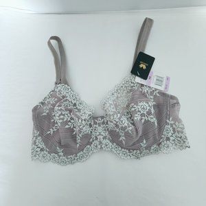 36D Wacoal Embrace Lace Underwire Bra 65191